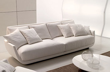 Divano 3 posti e poltrona design Venezia